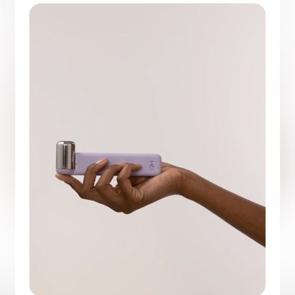 NIB Quiet Hours Pink Facial Ice Roller - Picture 3 of 8